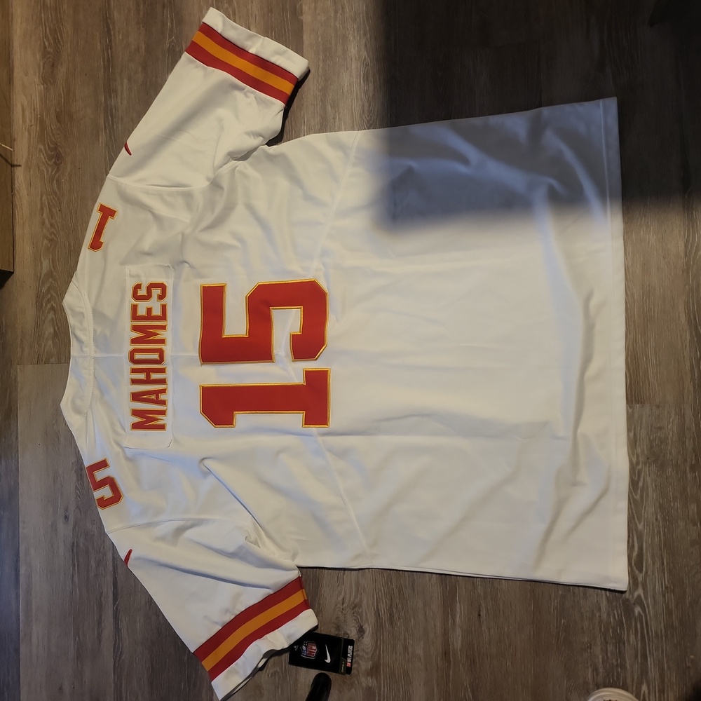 Mahomes 3XL kansas city chiefs jersey nwt with superbowl patch